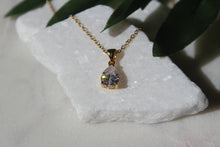 Load image into Gallery viewer, TEARDROP NECKLACE

